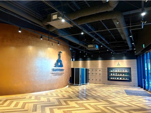 1階にある大きな柱のような部分が「クリエイションルーム」