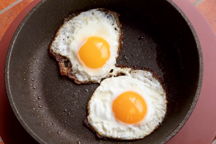目玉焼きはふちをチリチリにするとおいしい！