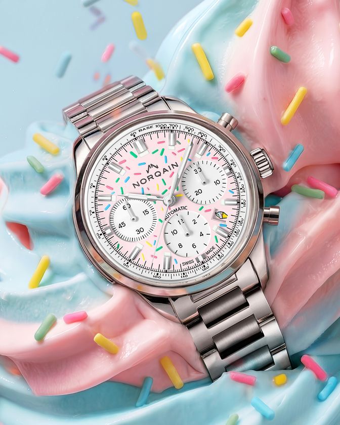 ホワイトラバーストラップ仕様のFREEDOM CHRONO ENJOY LIFE“SPRINKLES”