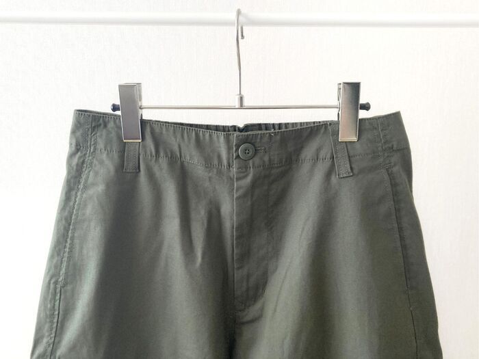 【ユニクロ】40代・50代の『バレルカーゴパンツ』着こなし術。