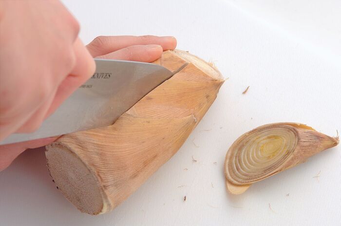 包丁できられているたけのこ