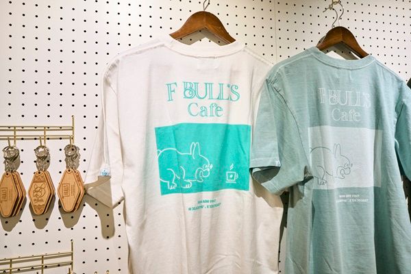 【東京都目黒区】ライフスタイルブランド「F BULL’S」初の実店舗OPEN！愛犬と一緒に楽しめるカフェ