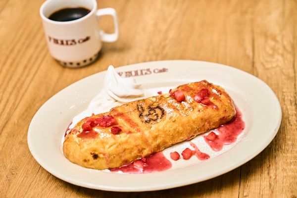 【東京都目黒区】ライフスタイルブランド「F BULL’S」初の実店舗OPEN！愛犬と一緒に楽しめるカフェ