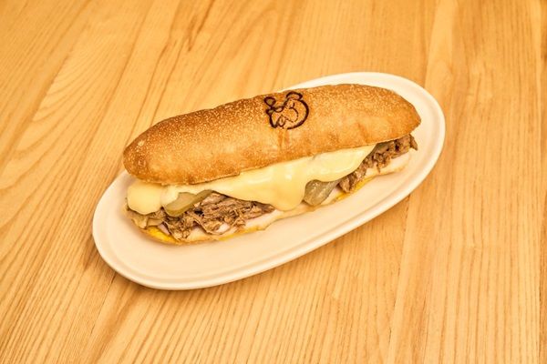 【東京都目黒区】ライフスタイルブランド「F BULL’S」初の実店舗OPEN！愛犬と一緒に楽しめるカフェ