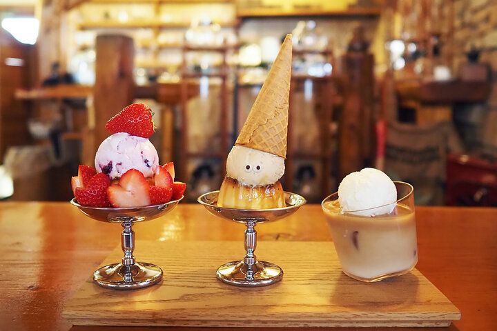 遊び心あふれるプリンが人気♪ 木のぬくもりに包まれた山小屋風のカフェで特別なおやつ時間を/ 町田「beans farm」