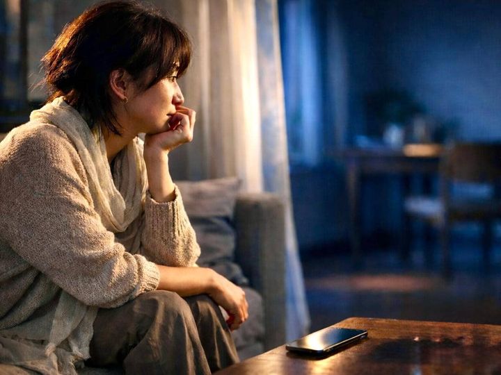 なぜ彼は決断してくれないの？不倫関係が進展しない本当の理由