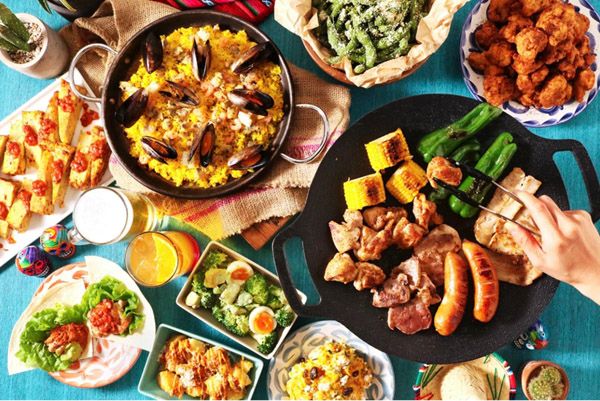 【神奈川県横浜】季節ごとのテーマで世界の食と音楽を楽しむ「モアーズBBQビアガーデン」オープン