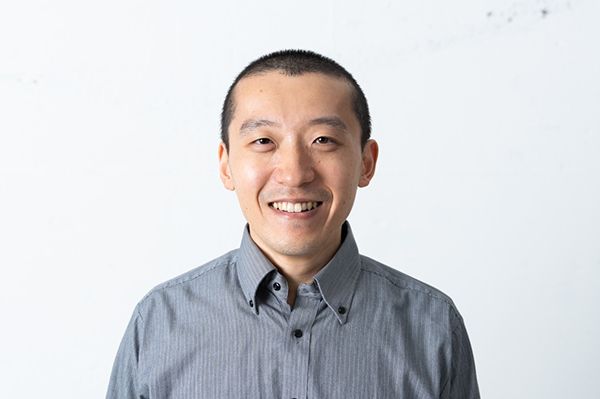 愛媛産伊予柑の廃棄果皮を再利用。人工皮革による室内履きMakuakeに登場！