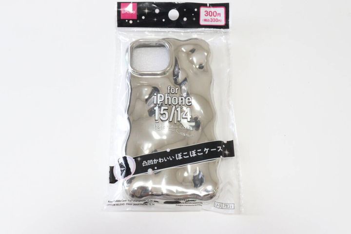 ダイソー ぽこぽこケース（アイフォーン用、15＆14） パッケージ