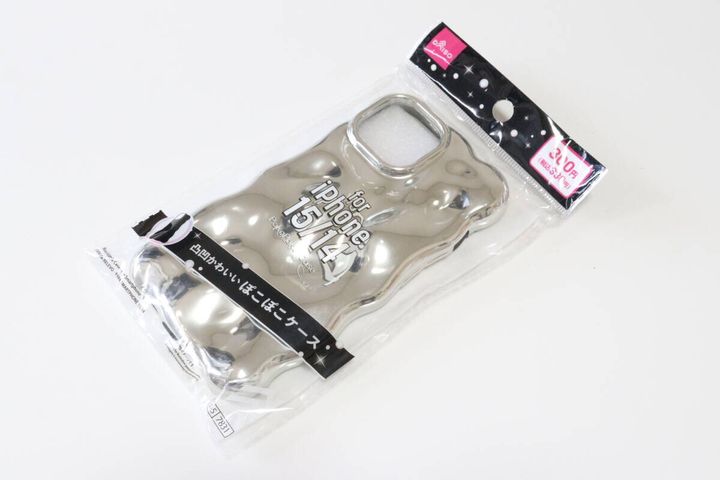 ダイソー ぽこぽこケース（アイフォーン用、15＆14） パッケージ 商品情報