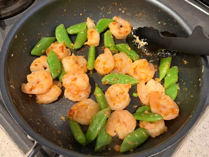 海老とスナップエンドウのマヨ炒め