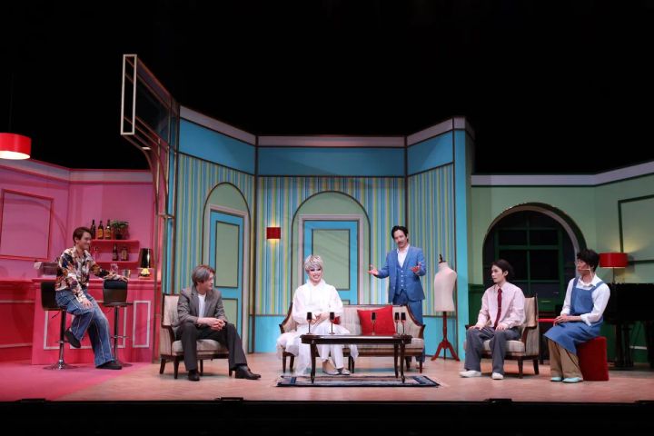 『DURIAN DURIAN』に出演するキャスト陣