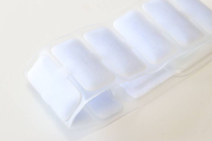 PCMを使用したダイソーのクールリストバンド