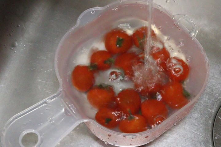 ダイソーの取っ手付 ミニザル・ボウル 使用例1