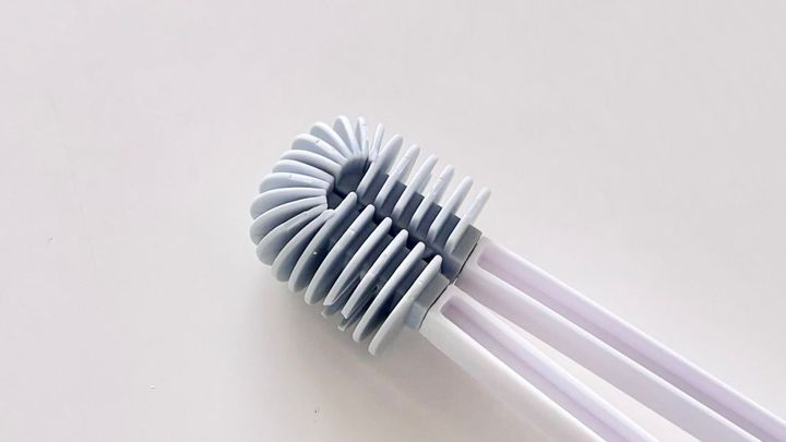 「トイレ掃除の使い捨てブラシ」を100均で発見！ 代用品も要チェック【ダイソー・セリア・キャンドゥ】