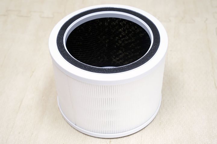 「Levoit Core 200S」のフィルター部分。HEPAフィルターの基準に対応します