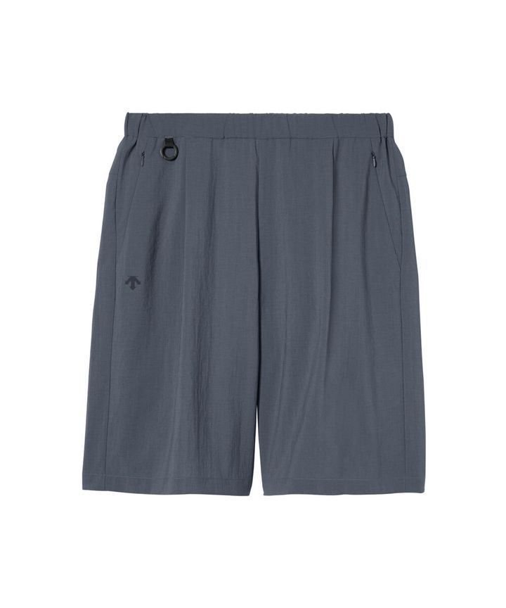 ショーツは、テーラードジャケットやシャツと合わせたセットアップスタイルが可能。清涼感のある素材使いと快適なストレッチ性、イージーケア性を兼ね備え、夏らしい軽快さを演出できる1本に。4月24日（金）発売。