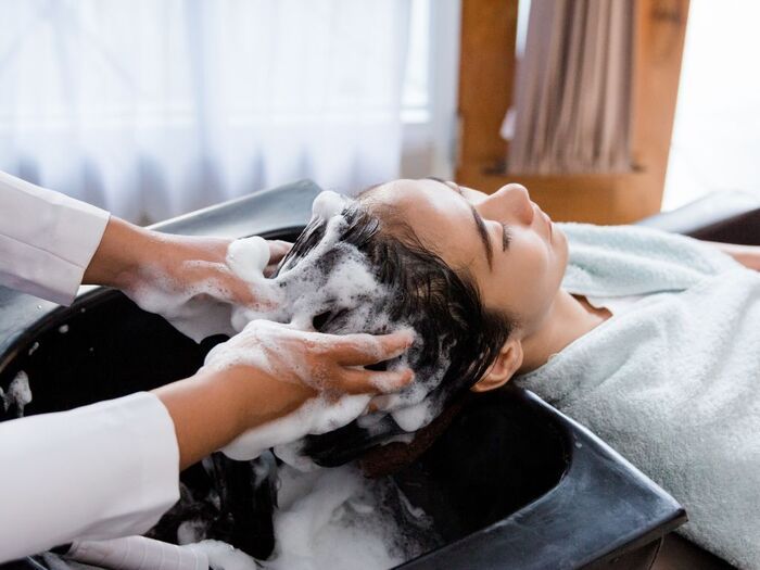 トイレットペーパーの三角折りはマナー違反！？実は知らない