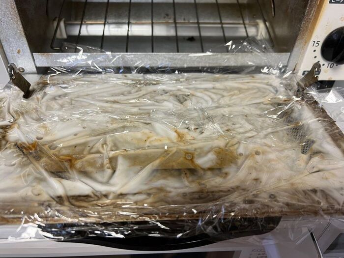 4年間放置していた「トースター」をピッカピカに復活させる方法。塗って→放置するだけです！