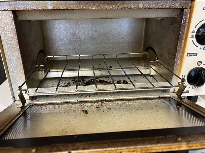 4年間放置していた「トースター」をピッカピカに復活させる方法。塗って→放置するだけです！