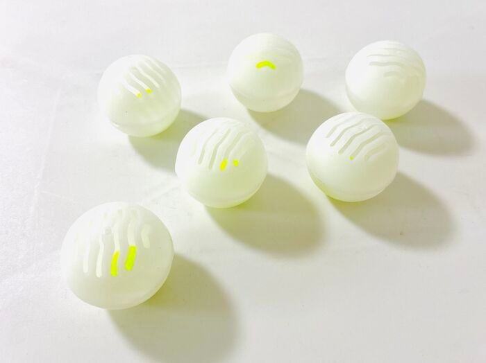 【セリア】オモチャみたいな“ミニボール”の正体は？気になるイヤ～な『ニオイ悩み』をお手軽解決♪