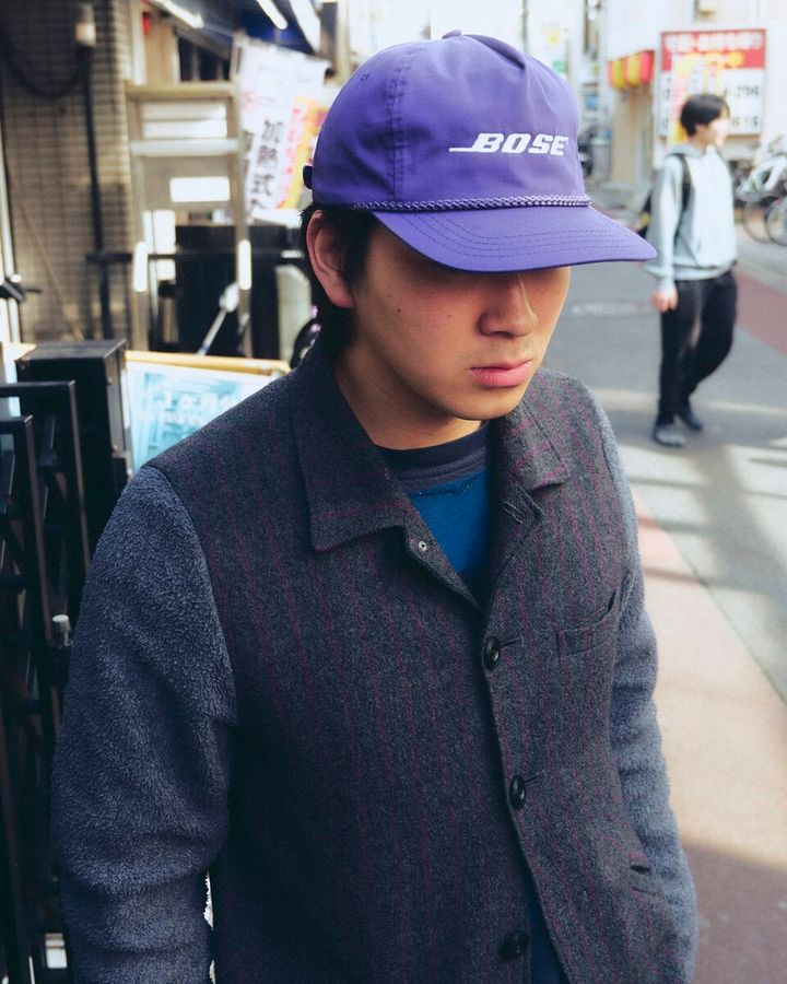 【20代スナップ】インナーとスニーカーの柄がいいスパイスに