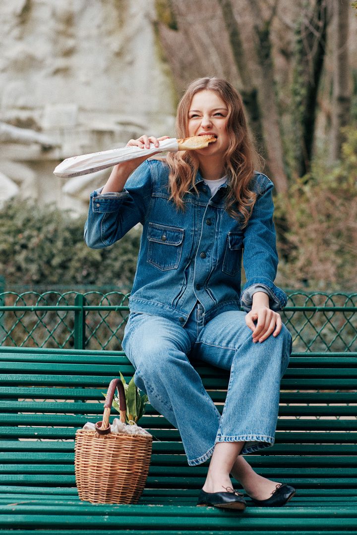 シンプルでベーシックなのが一番！パリジェンヌに学ぶフレンチシックコーデ4選