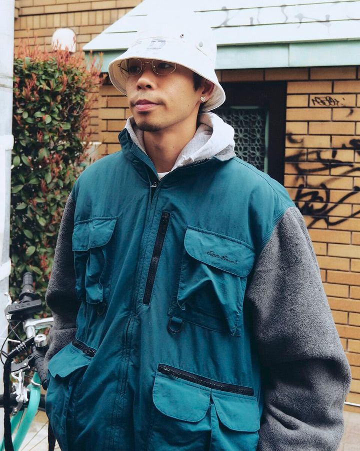 【20代スナップ】グレーのスウェットをベースに色物をいい塩梅に足して