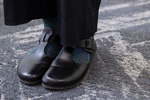  緑とネイビーチェックの靴下は、仙台で購入