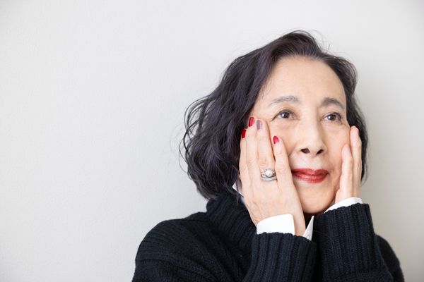 銀粉蝶さんのネイルカラー