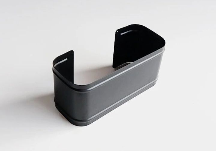 ダイソーのマグネットバスタオルホルダープレート ブラック