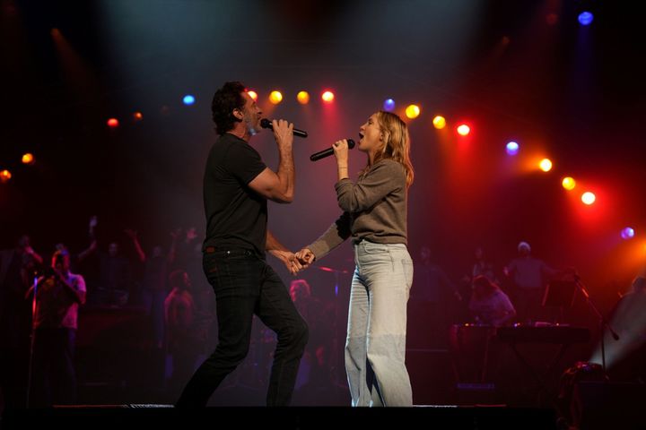 映画『ソング・サング・ブルー』メイキング写真 （C）2025 Focus Features LLC. All rights reserved. width=