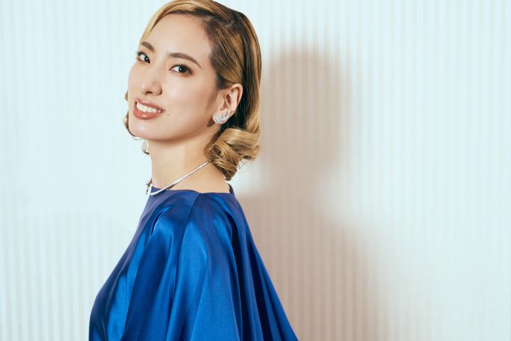 柚香光、宝塚退団から2年 幅広い役どころにチャレンジ「新たな一面に気付くのが面白い」 width=