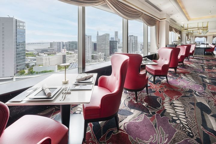 フレンチレストラン「ベイ・ビュー」