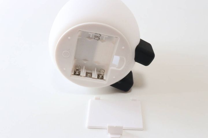 センサーライト（パンダ） 電池入れ