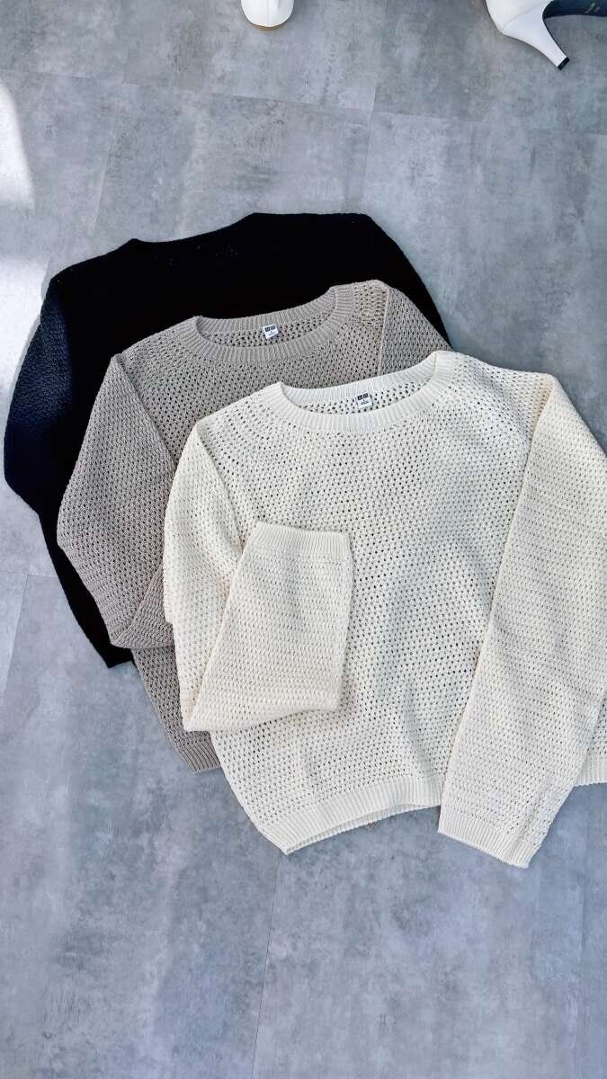 ユニクロの3Dメッシュクルーネックセーター3色平置き集合