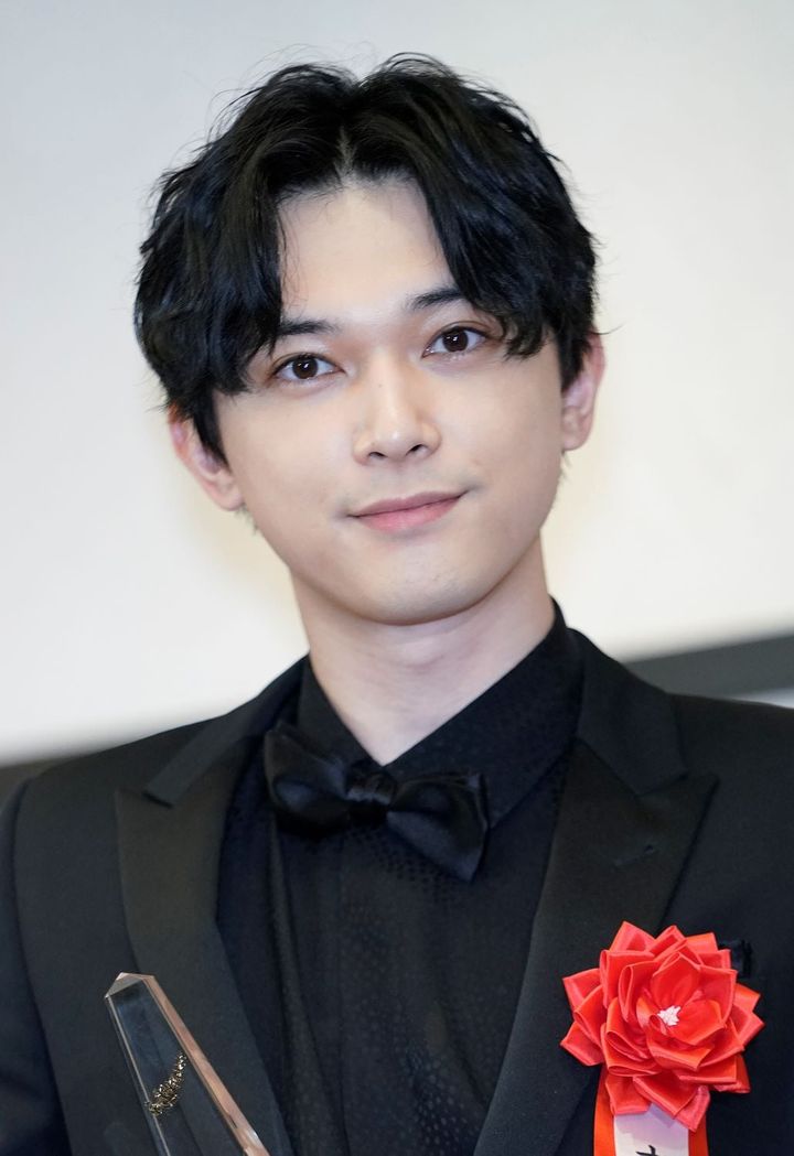 吉沢亮さん（2020年2月、時事通信フォト）