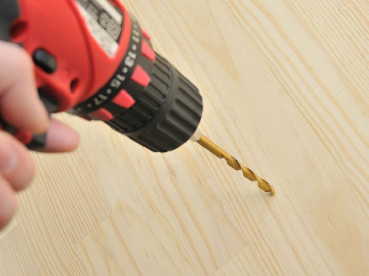 近年挑戦する人も増えているDIYについて、All About ニュース編集部は独自調査を実施。本記事では、広島県在住・33歳女性がDIYを始めた際に購入した商品と、おすすめのバッテリーを実際のエピソードを交えて紹介します。