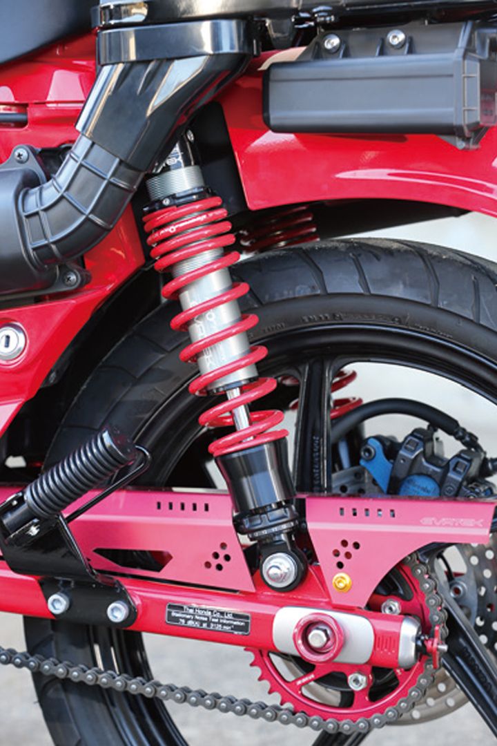 ブレンボの匠が放つ「エヴァテック」。ハンターカブを別物に変える