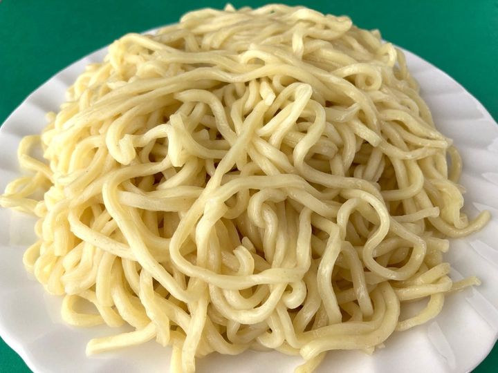 4月14日新発売！麺量300gでボリューミー！！【セブン】自分好みにアレンジもできる「セブンプレミアム つけそば」