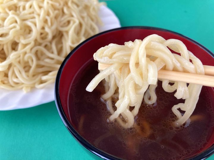 4月14日新発売！麺量300gでボリューミー！！【セブン】自分好みにアレンジもできる「セブンプレミアム つけそば」