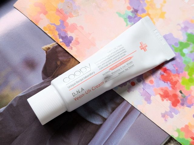 COOPYのD.N.A Yeon-Uh Creamチューブのアップ