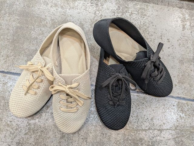 2色の雲の上Wニットフラットシューズ