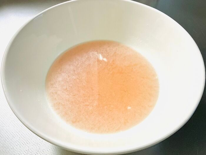 『豚こま肉』を炒めても硬くならない裏ワザ！ほぐす手間も省けてめっちゃラク～♡