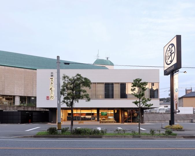 芋屋金次郎外観