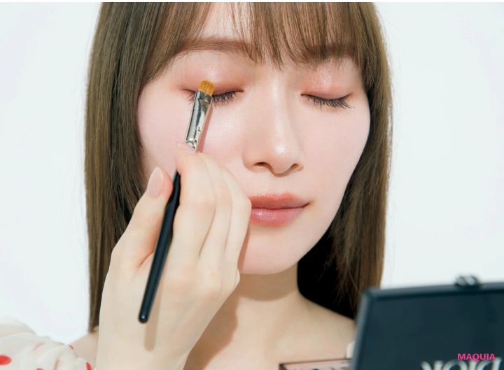 櫻坂46 守屋麗奈さん（れなぁ） リアル愛用コスメでセルフメイク アイシャドウ