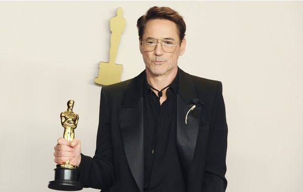 【写真を見る】オスカー受賞、MCU復帰など順風満帆のロバート・ダウニー・Jr.。映画プロデューサーとしての腕前は？ [c]Everett Collection/AFLO