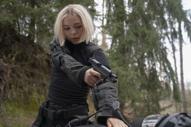 映画の中心人物であるメリー役を「ハンナ 〜殺人兵器になった少女〜」のエスメ・クリード＝マイルズが演じる [c]Everett Collection/AFLO