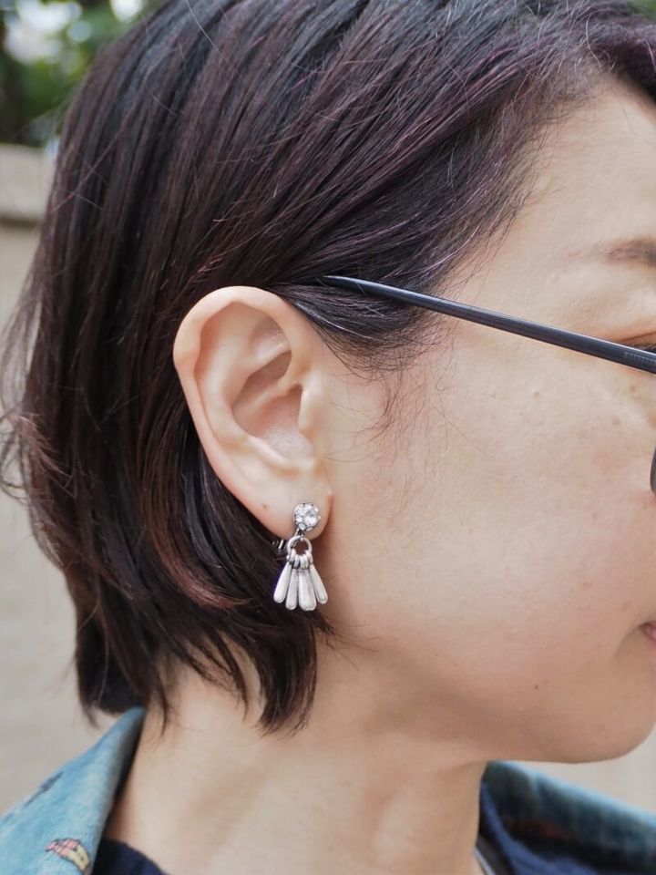 シルバーのイヤリング