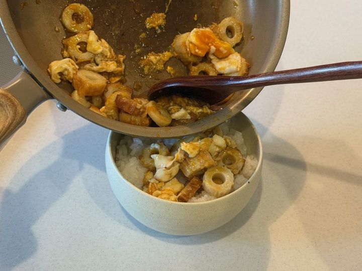 ご飯にトッピング